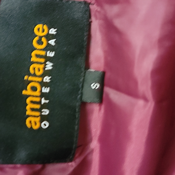 Burgundy junior size Small jackets, full zip hood - Picture 4 of 7